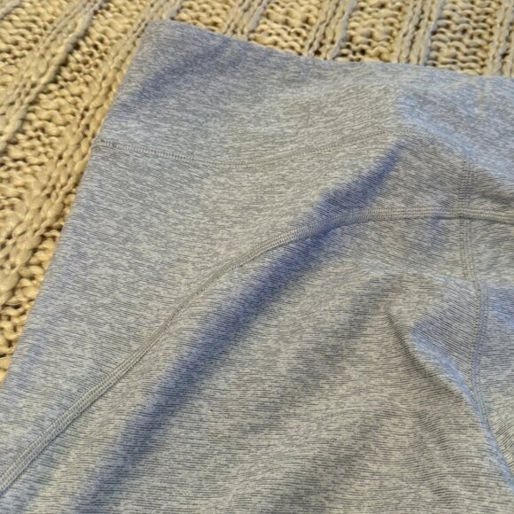 Outdoor Voices Warmup cropped Legging In Dove Ash Color woman’s size XL gray whi - Picture 5 of 9